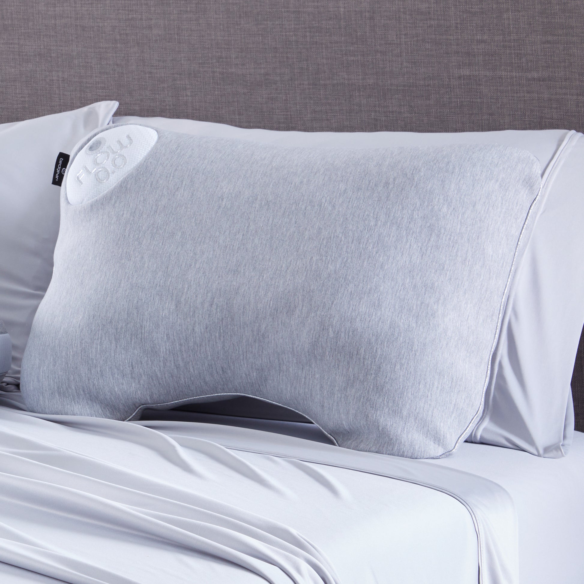 Flow Cuddle Curve Performance® Pillow