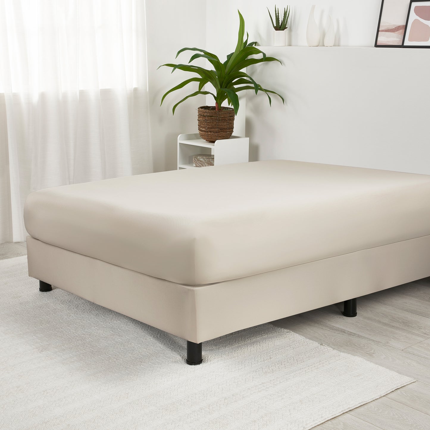Medium Beige