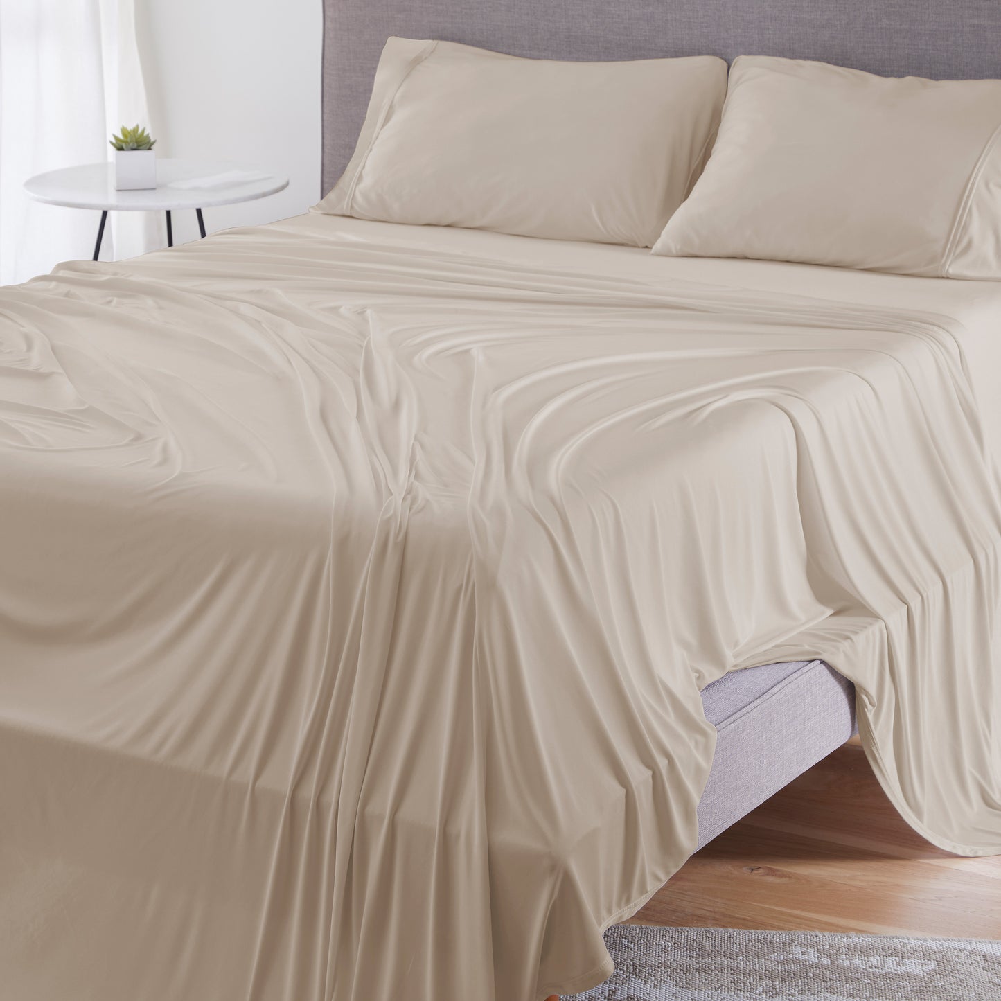 Medium Beige