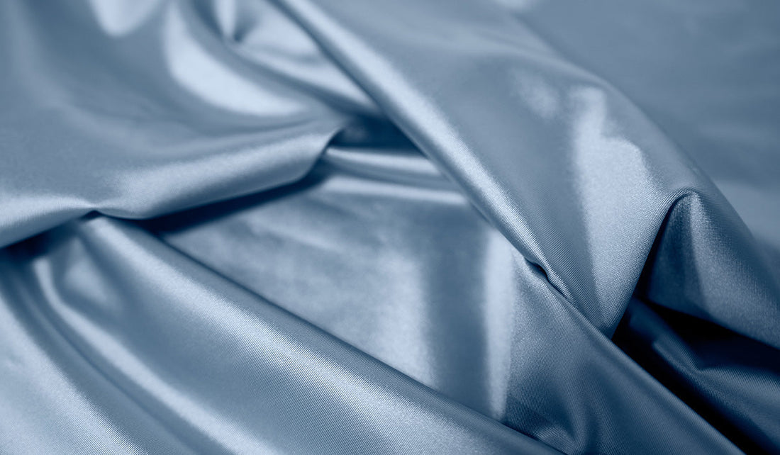 Hyper silk materials flowing. 