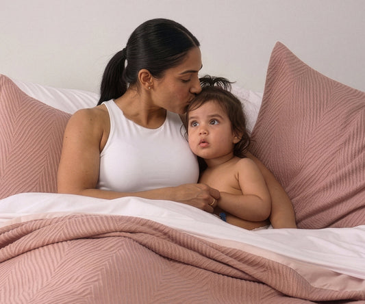 Best Cooling Blanket for Menopause and Hot Flashes