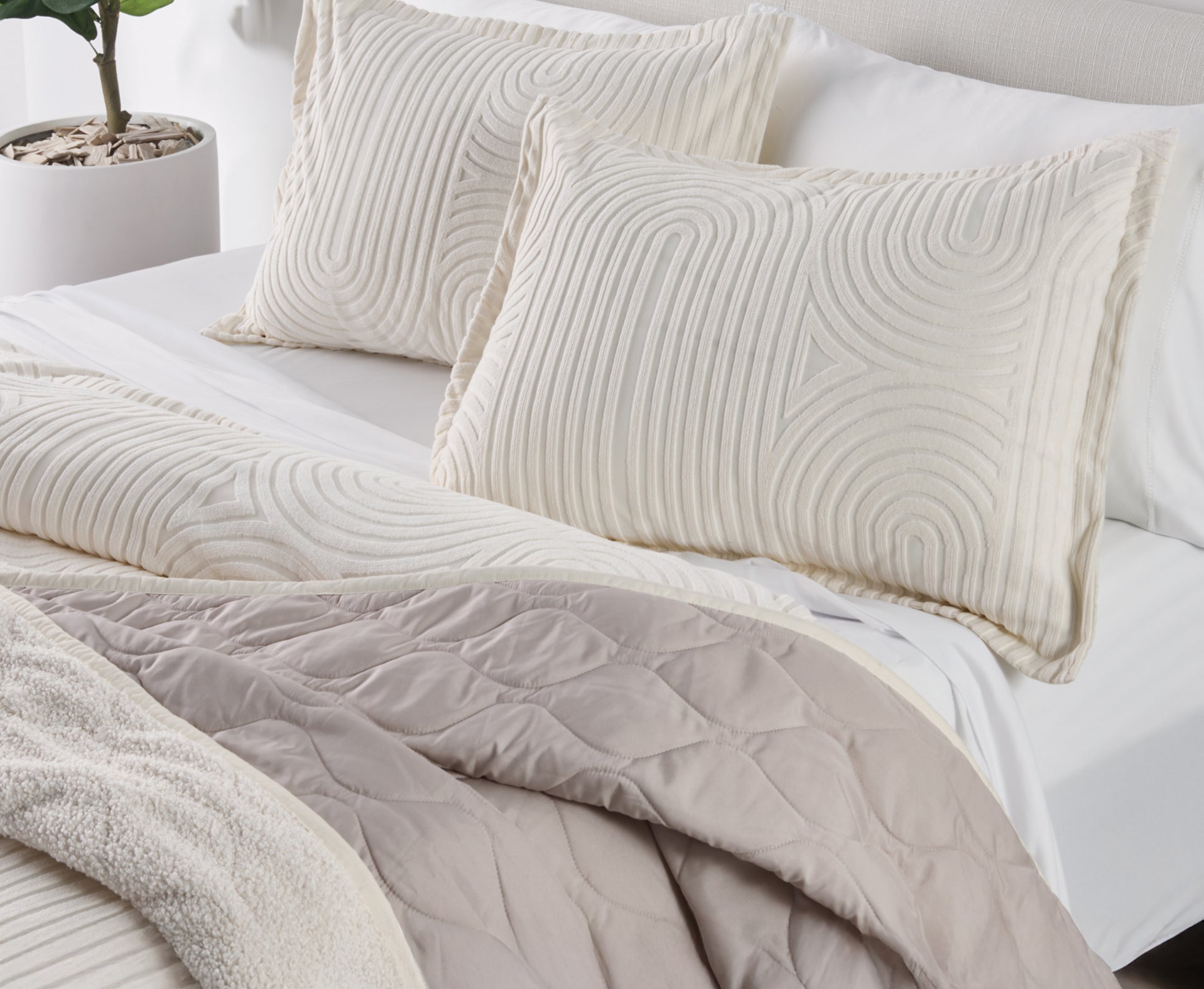 A Performance® Duvet & Sham Set - Racetrack.
